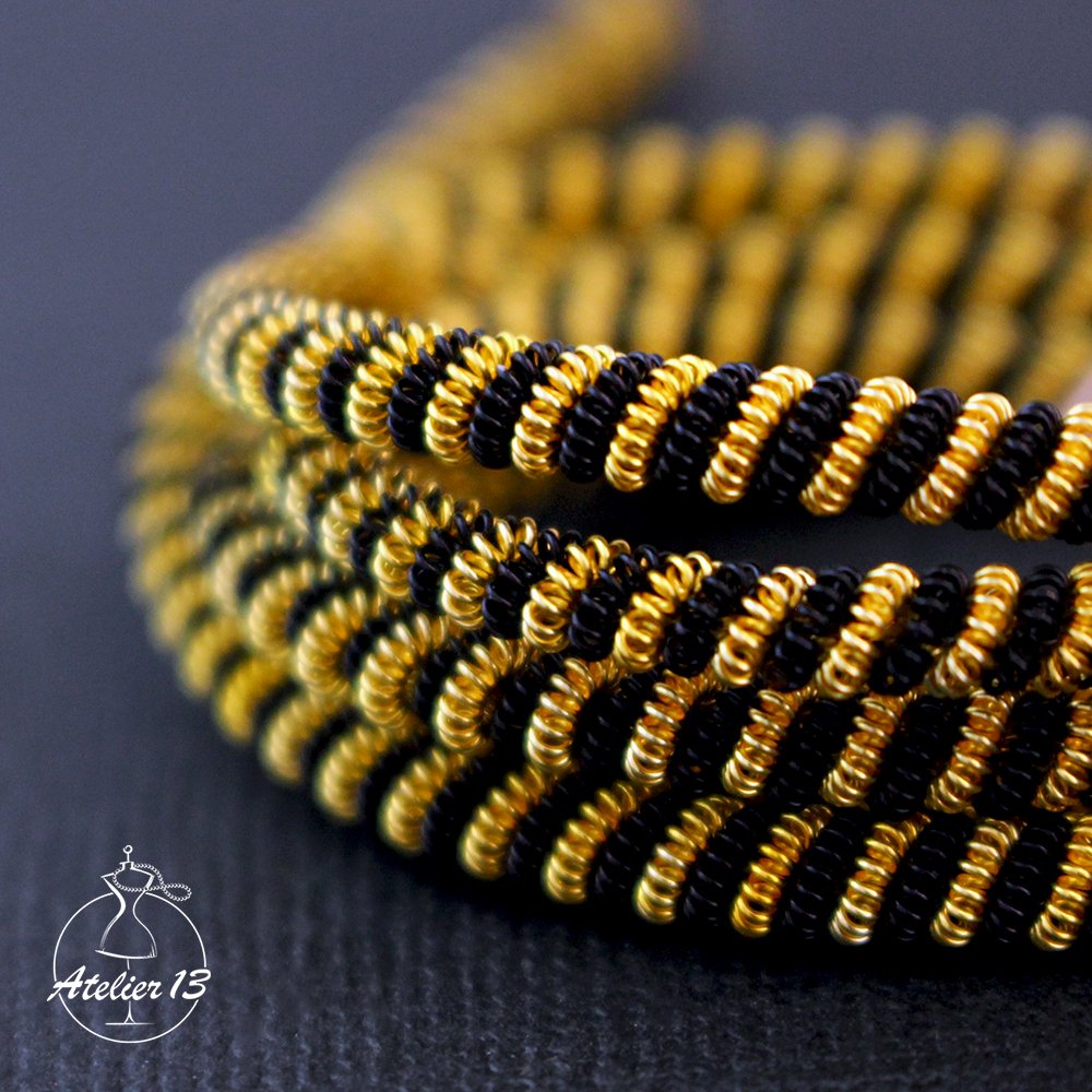 Bajorek do haftu sznur, 3,5 mm, "Złoty i czarny”, 5 g